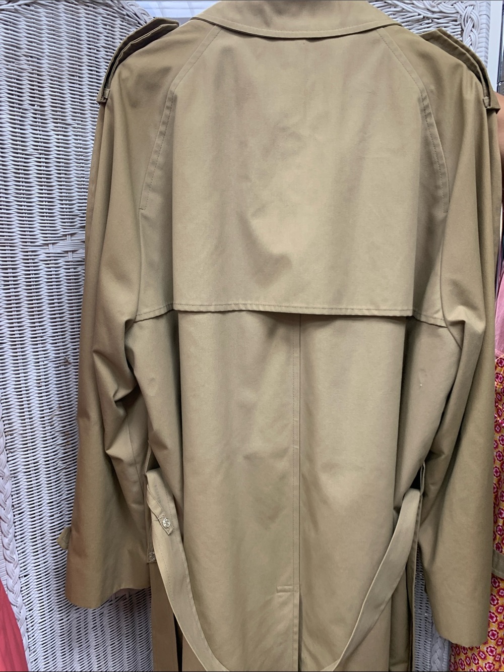 London Fog Tan Trench Coat with Epaulettes - Picture 5 of 9